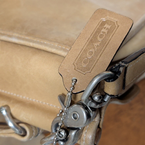 Coach Willis 9927 Bag - Picture 6 of 16